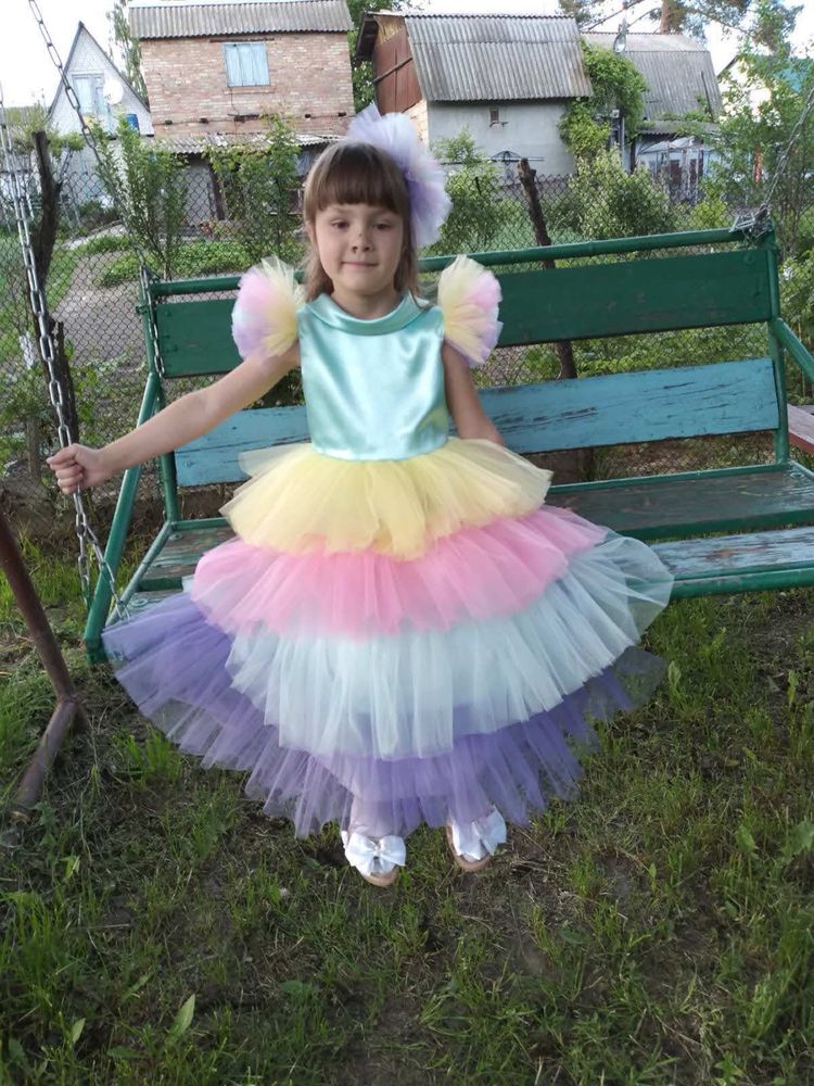 Сукня святкова для дівчинки,пишна, кольору радуги