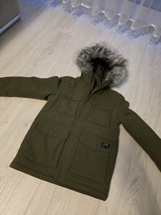 Kurtka zimowa 4f 122 cm j. Nowa