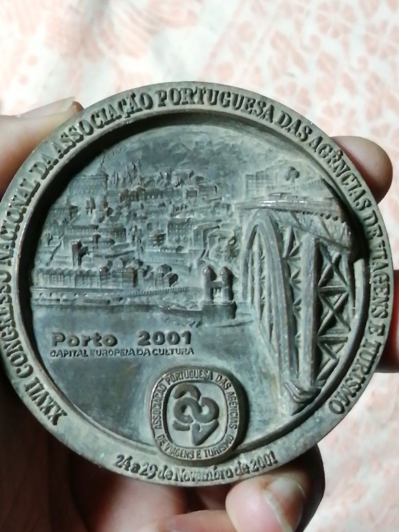 Medalha Grossa Porto Capital Europeia da Cultura 2001