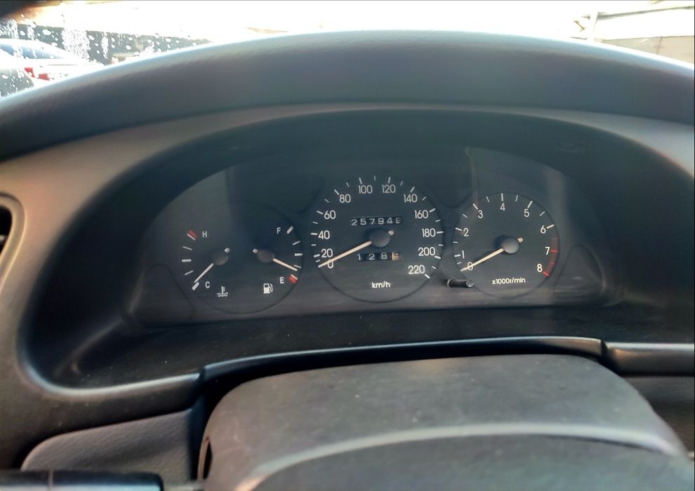 Продам Ланос SE комплектации.