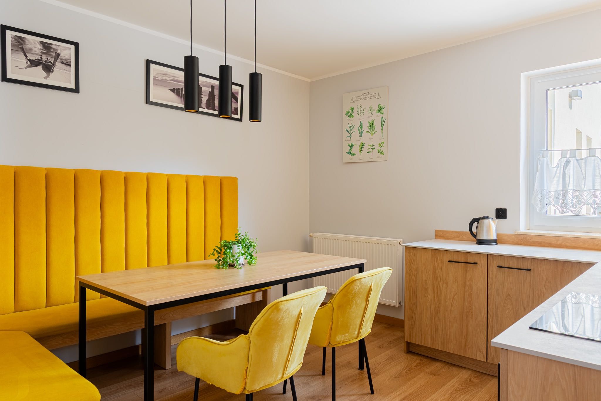 Karwia Duże Apartamenty dla rodzin z dziećmi - Kwatery Blisko Plaży