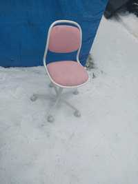 Sprzedam krzesełko Ikea obrotowe