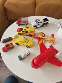 Auta, samolot drewniany, Ambulans na baterie