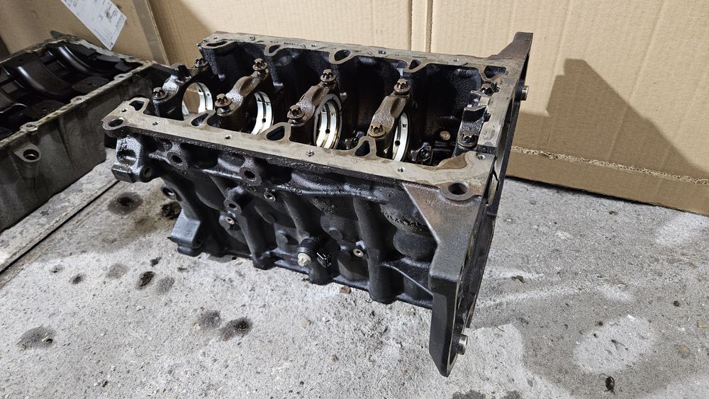 Blok dół silnika z18xer 1.8 140km opel vectra c signum zafira b astra