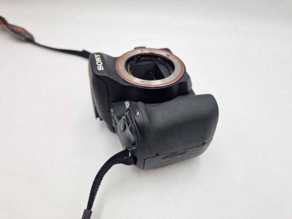 WYPRZEDAŻ Aparat Sony A300 body - świetny stan - jak nowy