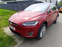 Tesla Model X performance 772 konie Europa 7 osobowa