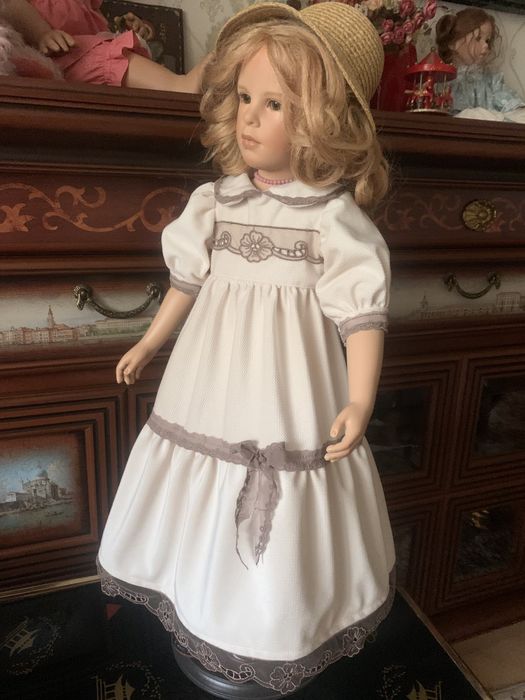 Коллекционная виниловая кукла.ОДЕЖДА