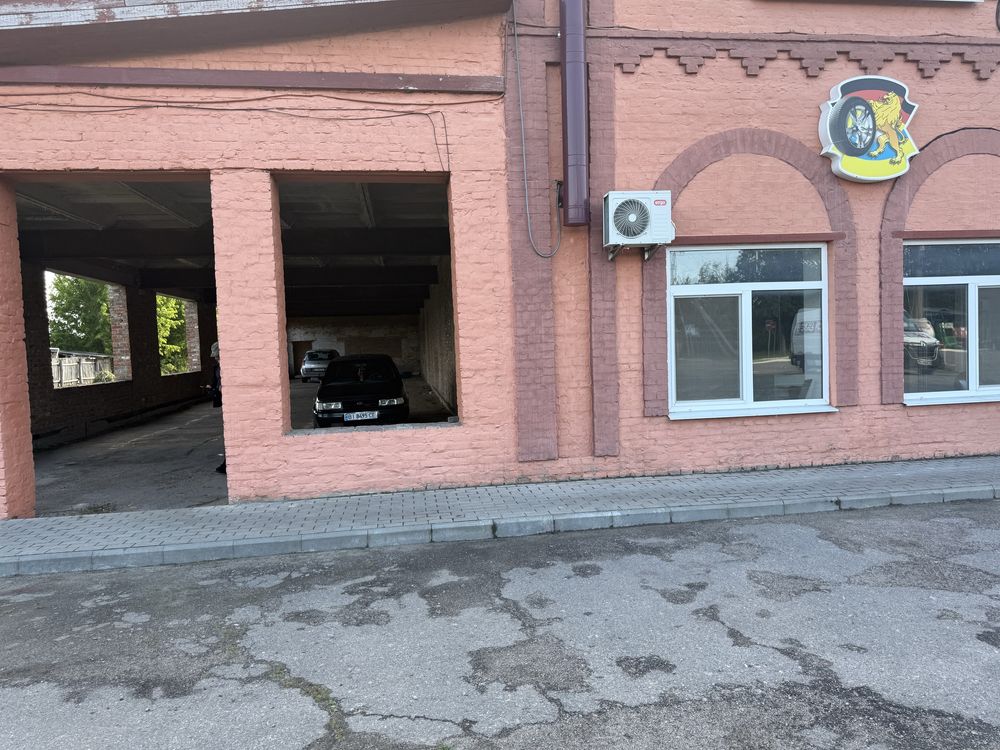 Оренда Магазин зі складом або без є всі зручності охорона відеонагляд