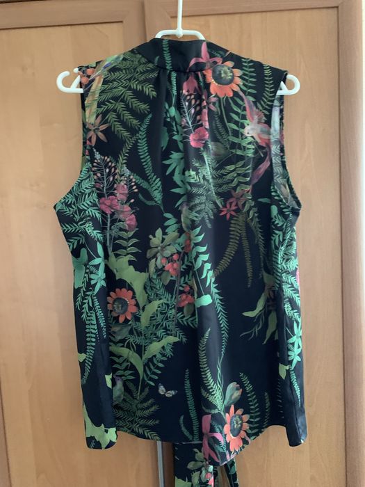 Жіноча кофтинка , Б/У