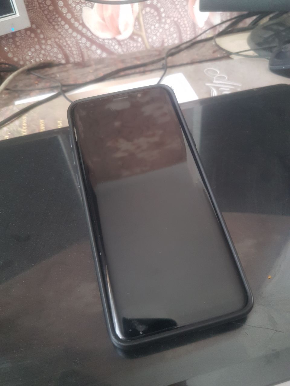 продам SAMSUNG S9 +