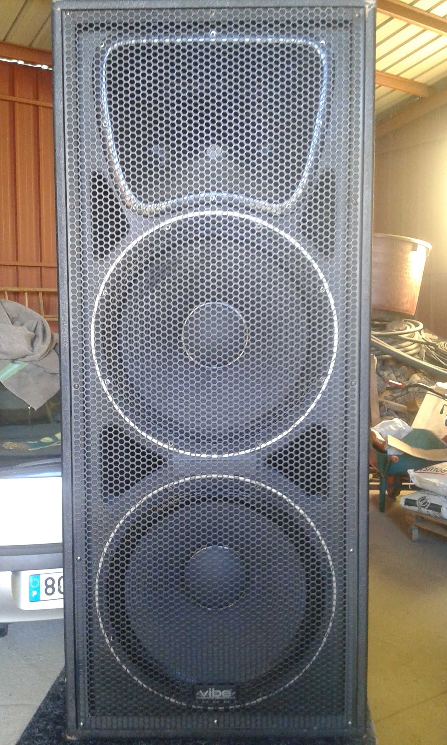 Colunas som jbsystem vibe 30