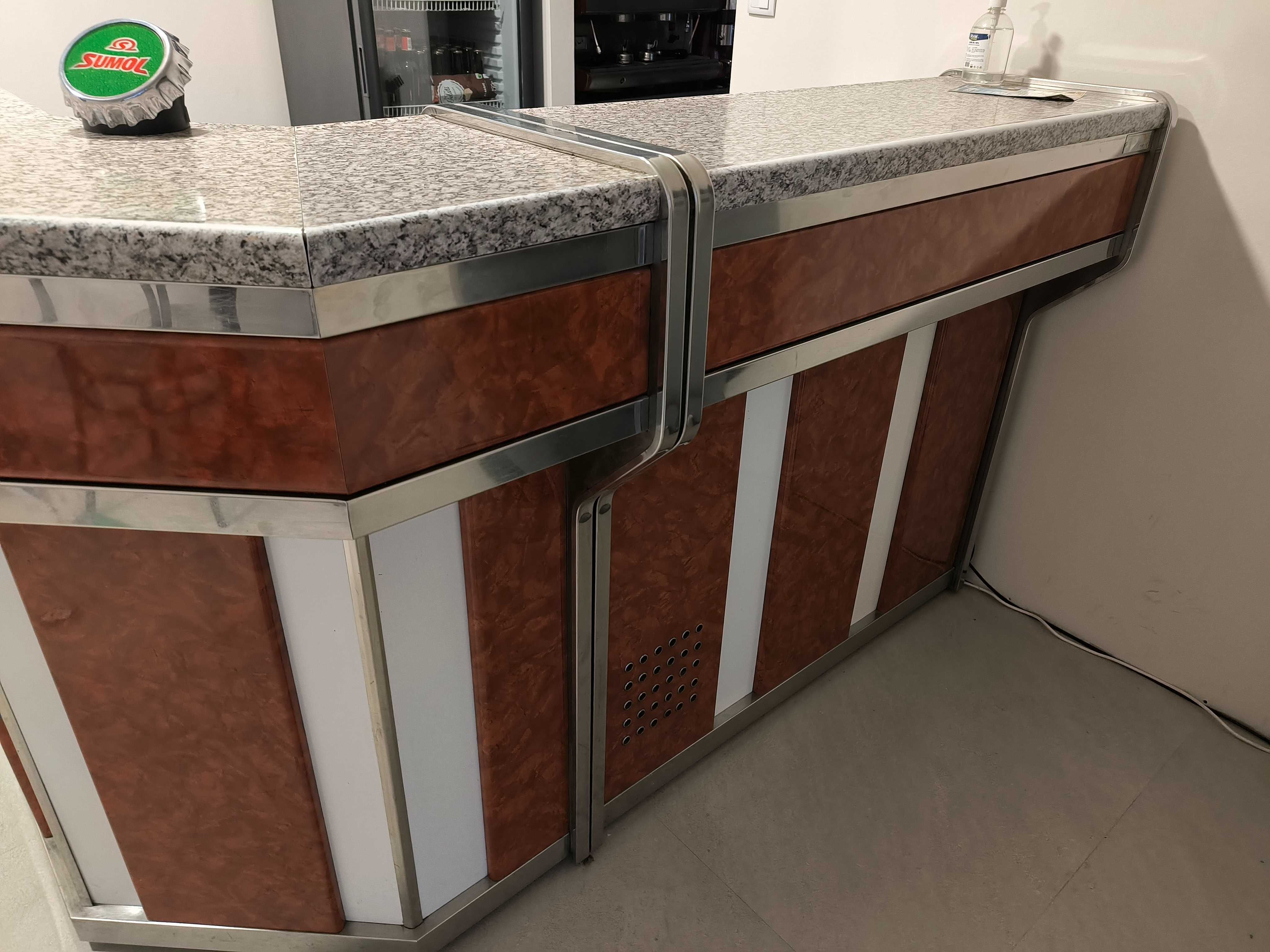 Balcão neutro + balcão refrigerado