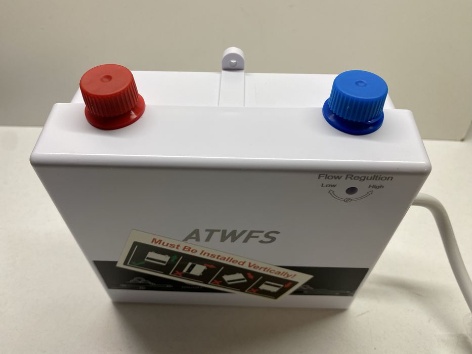 Aquecedor de água elétrico instantâneo