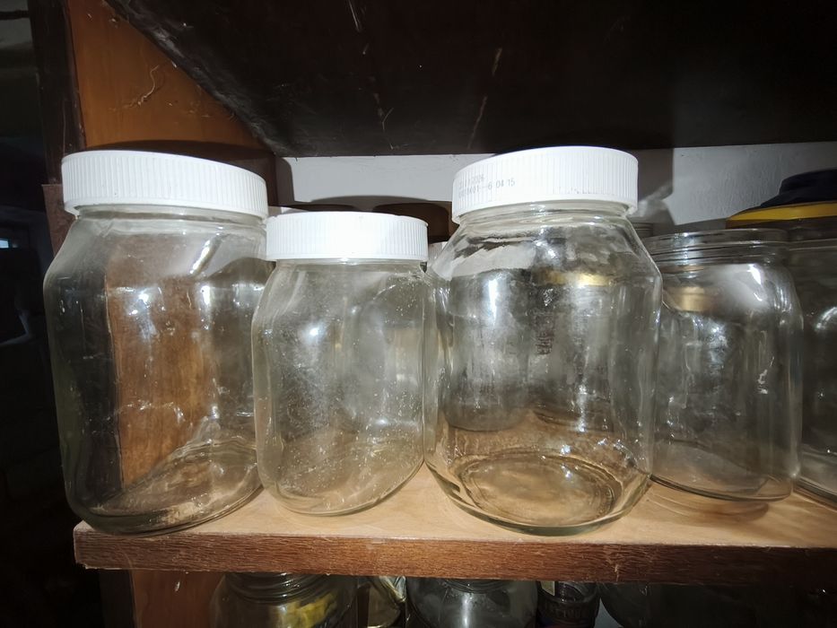 Банки від нутели