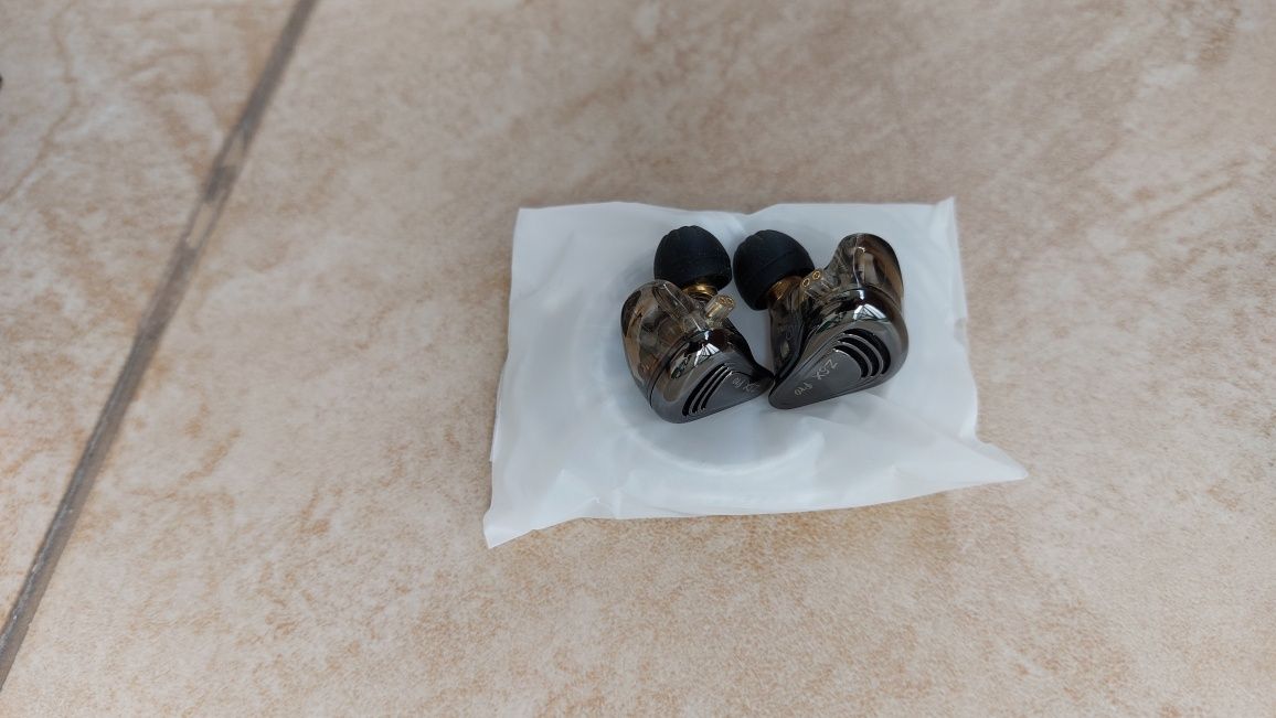 Nowe słuchawki KZ ZSX PRO 5BA 1DD kabel z mikrofonem