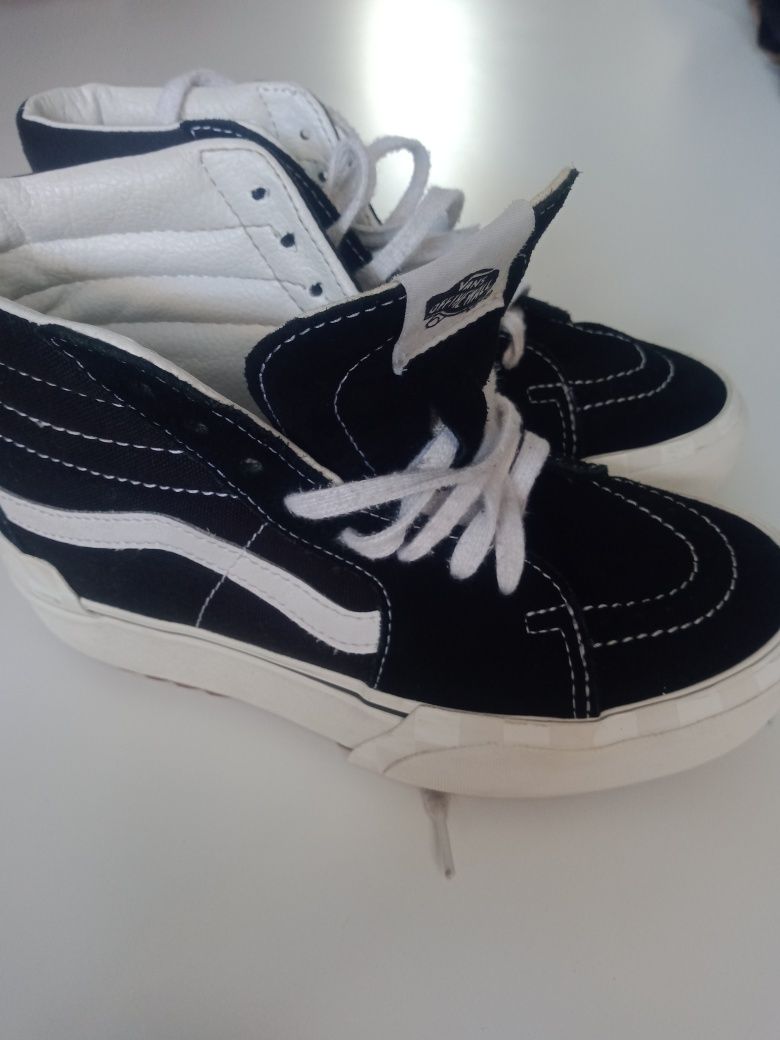 Vendo tênis Vans bota