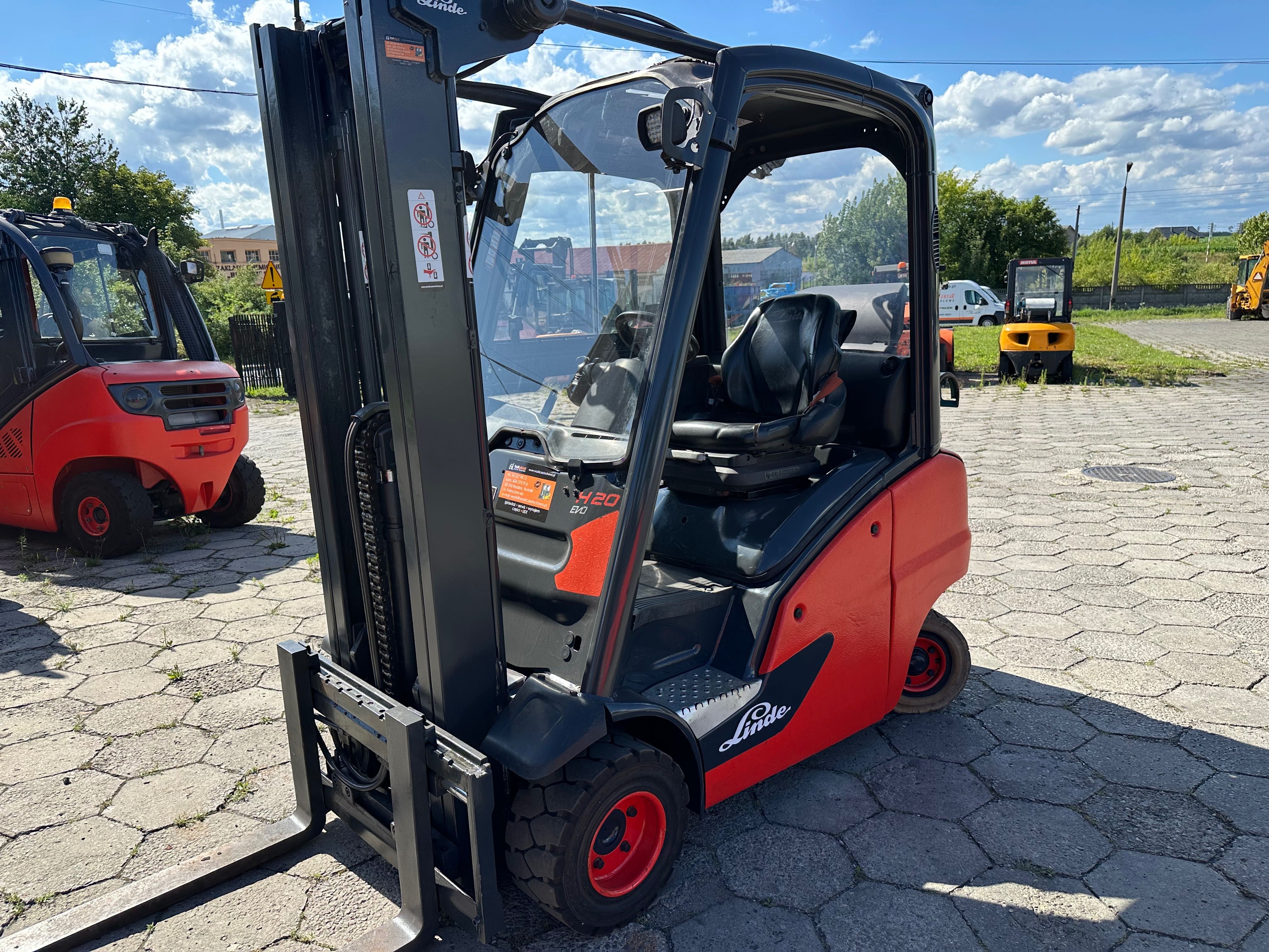 WÓZEK WIDŁOWY Linde H20T, 391 model triplex , rok 2012,2016,2017 gaz