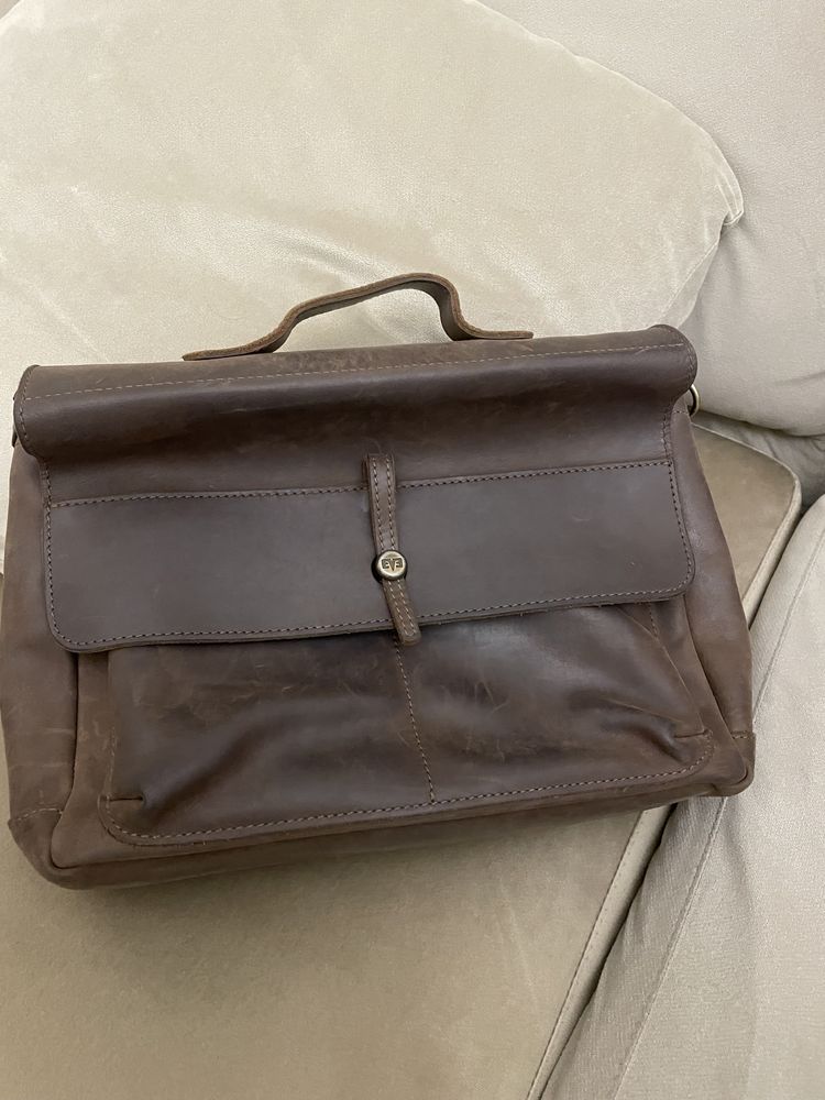 Шкіряна сумка-портфель від українського бренду Level