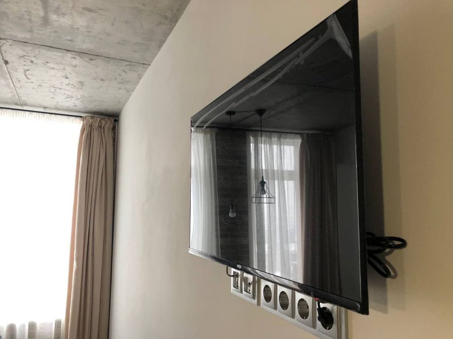 Здам подобово квартиру напряму Люкс студію в Лофт стилі, біля лікарні