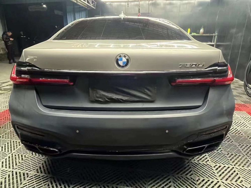 Обвес рестайлинг крылья бампер капот BMW 7 серия G12 M760