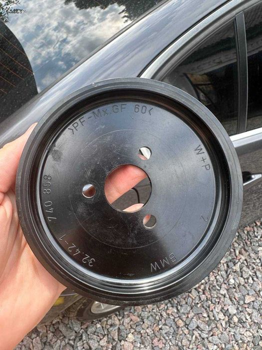 Шків ГУРА БМВ, Шкив насоса ГУР (Оригінал)