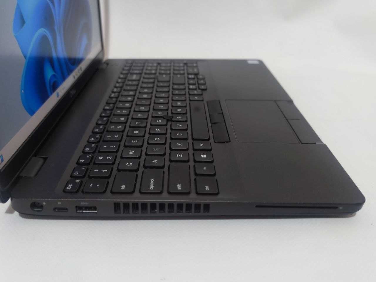 Ноутбук Dell Latitude 5500 i5-8365U\RAM 8GB\SSD 256GB сенсор