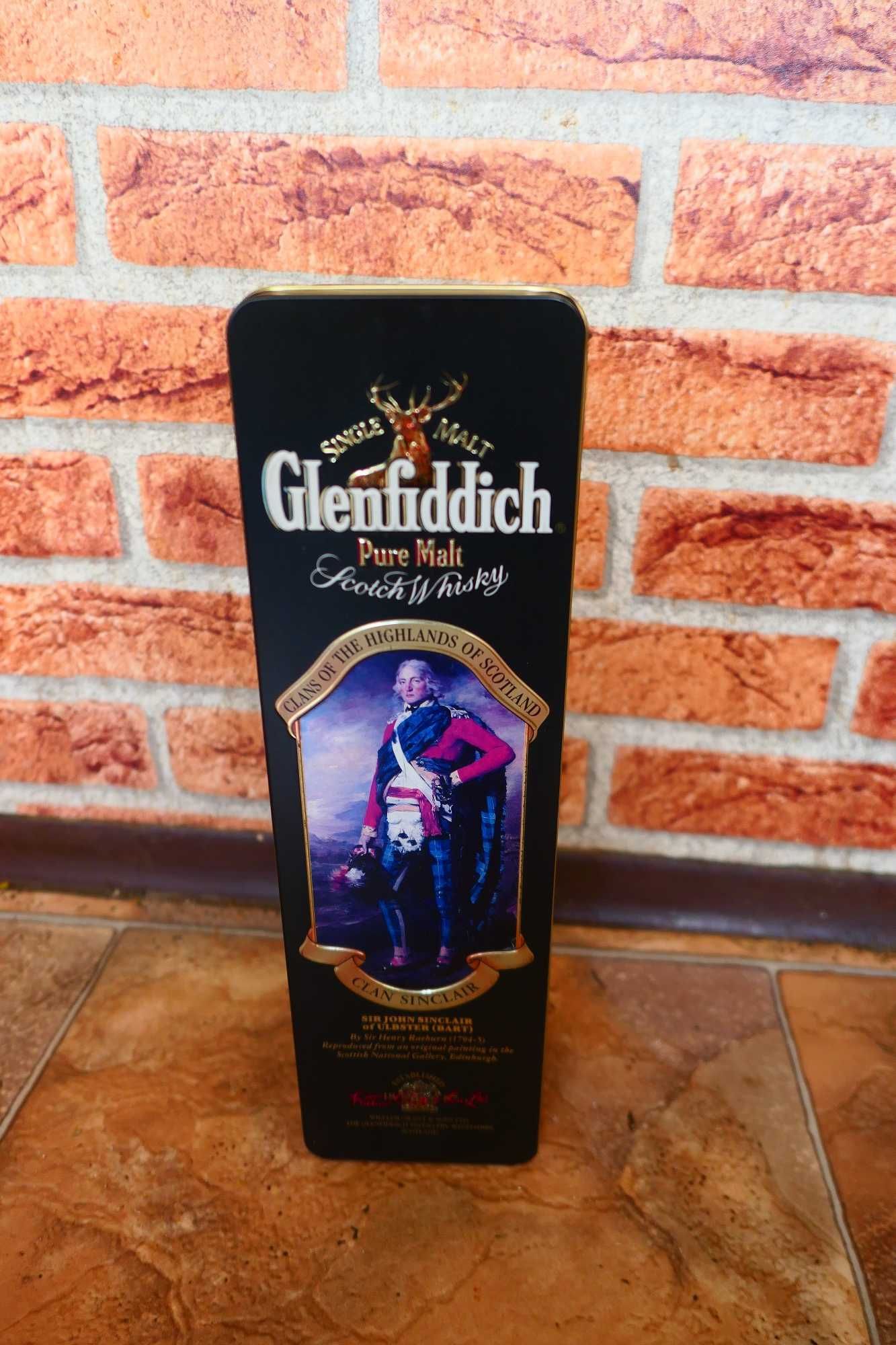 Puszka Kolekcjonerska Etui Opakowanie Glenfiddich Pure-Malt Scotch