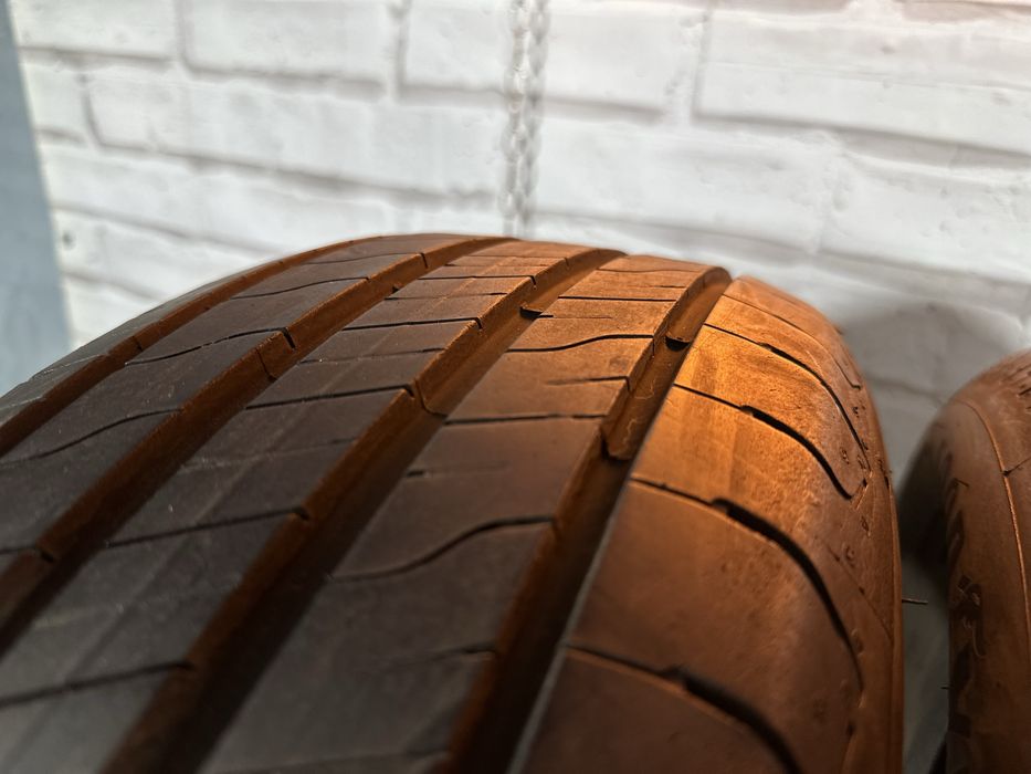 Комплеткт і пара 225 60 18 Goodyear Efficient grip 2 шини резина колес