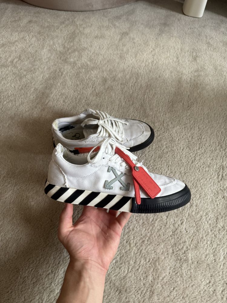 (Оригінал) Кеды Off white vulcanized