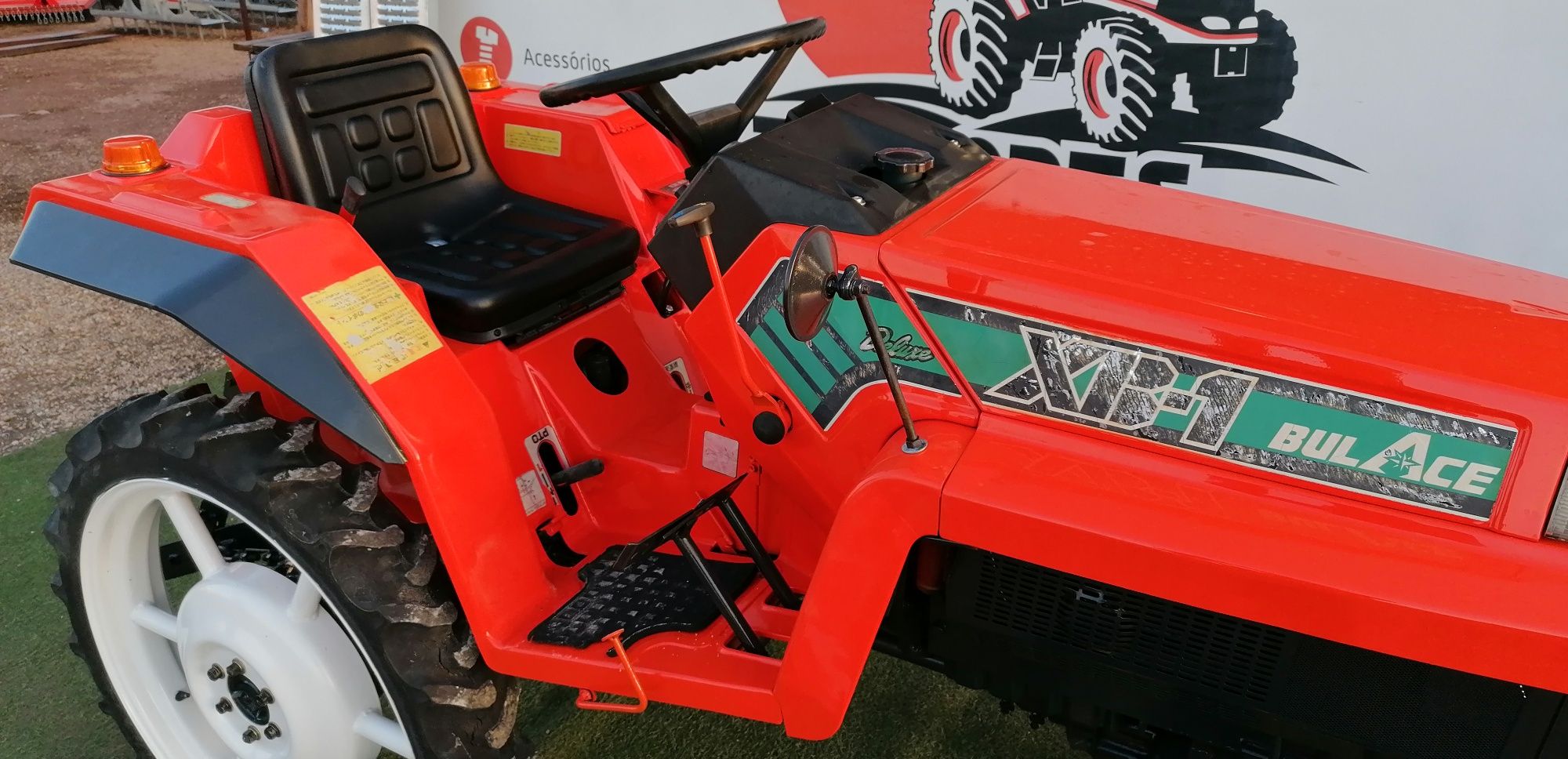 KUBOTA XB-1  /4X4 /3Cilindros /16cv