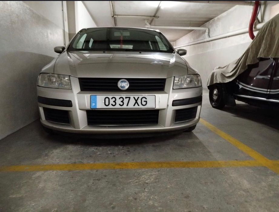 Vende se Stilo 2004