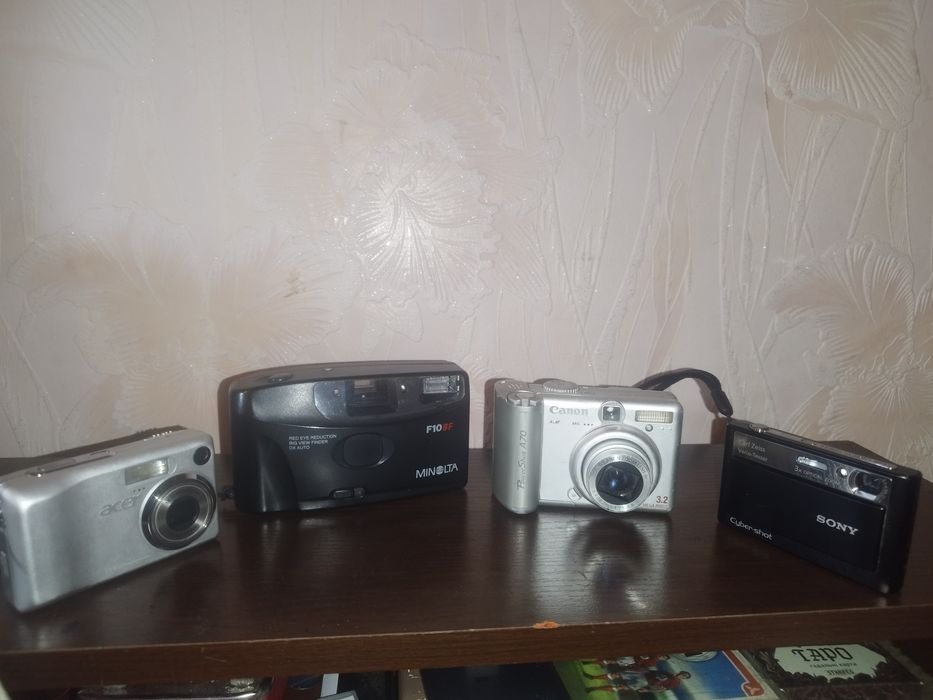Продам фотоапарати