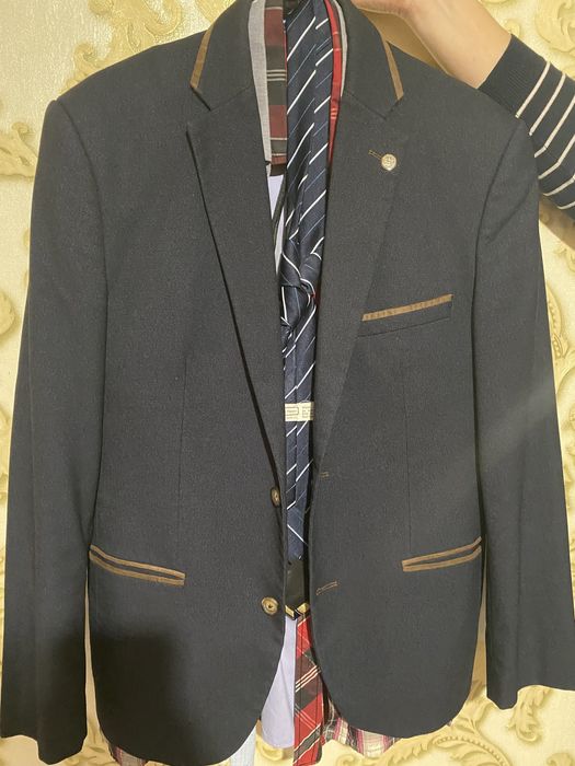 Пиджак мужской и рубашки