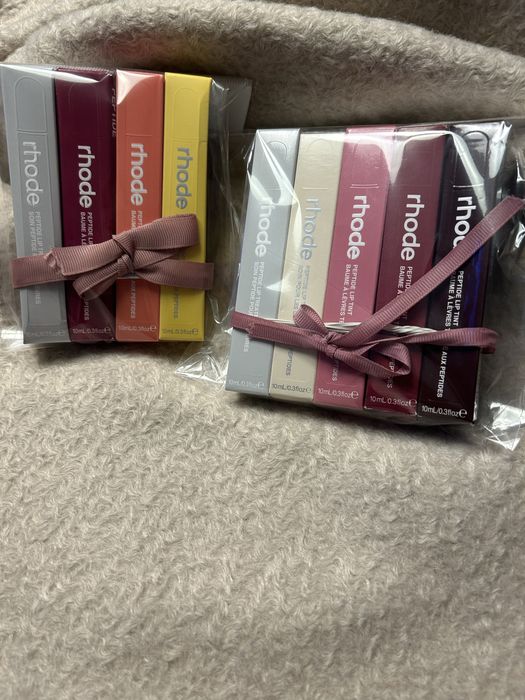 Błyszczyk Rhode super produkt