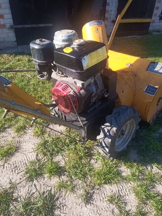 Odśnieżarka spaliniwa