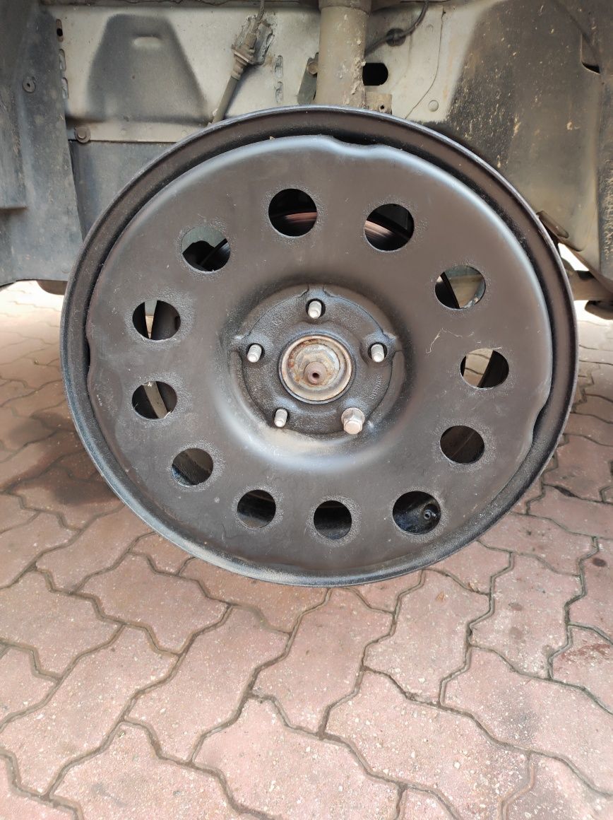 Felga zapasowa 17 stalowa 5x127 Dodge Journey