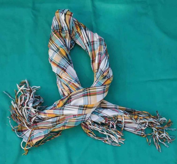 Lenço - Echarpe feminino.