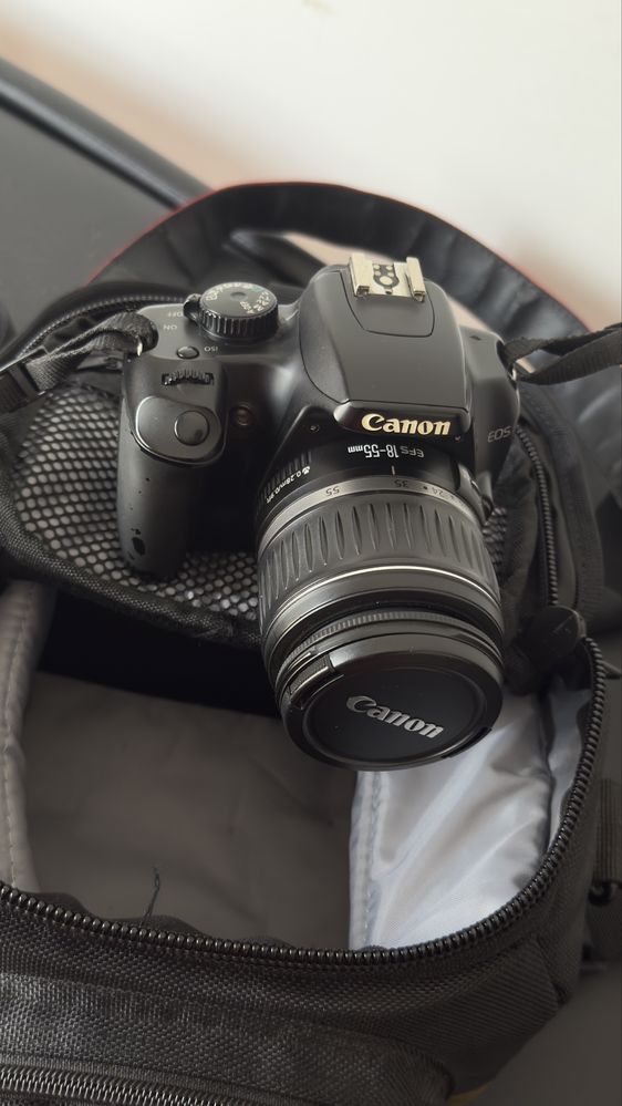 Camera Canon 1000D