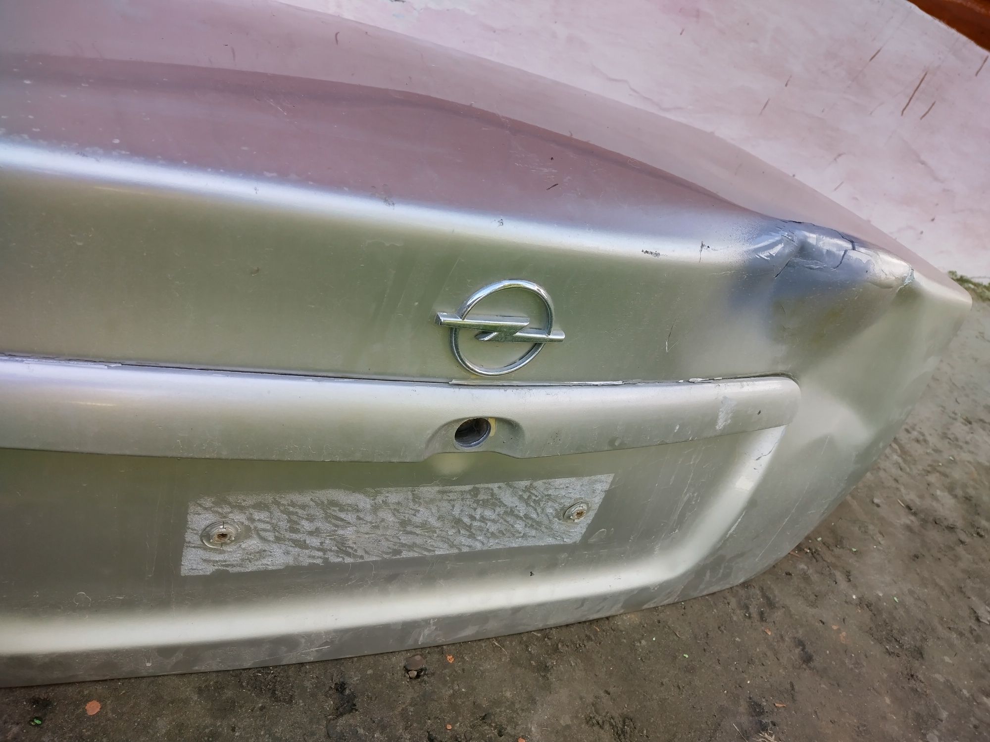 Багажник від opel vectra b седан...