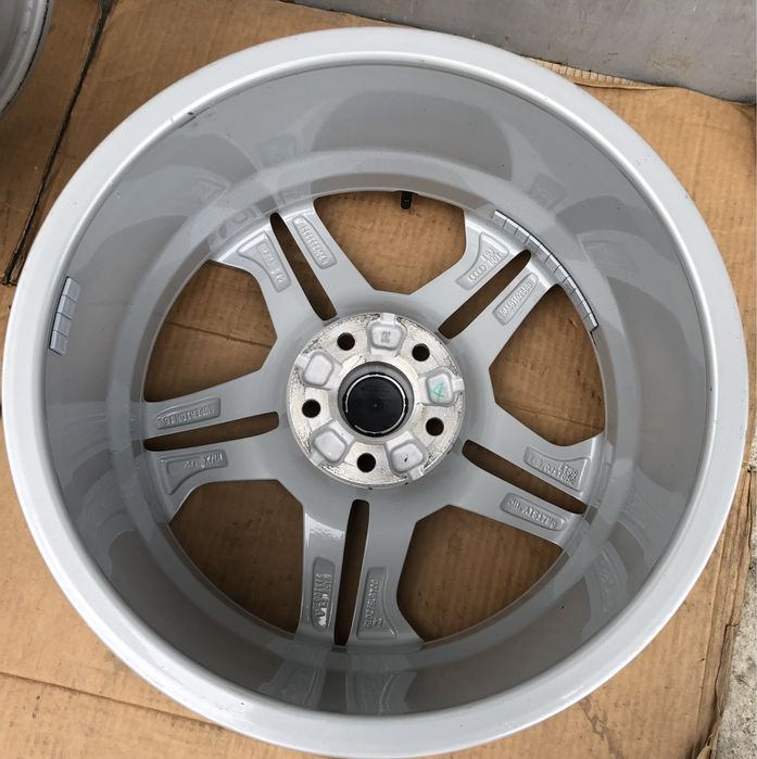 Диски поштучно R18 5x112 Audi Q5 80A601025BD