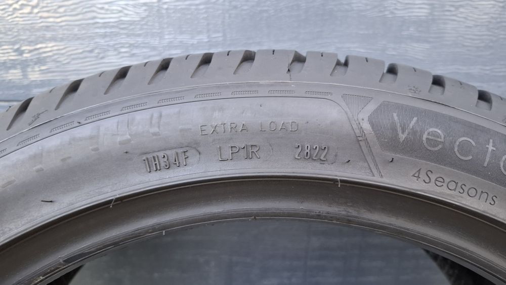 Goodyear 225/45 R18 Vector 4Seasons 7.8 mm