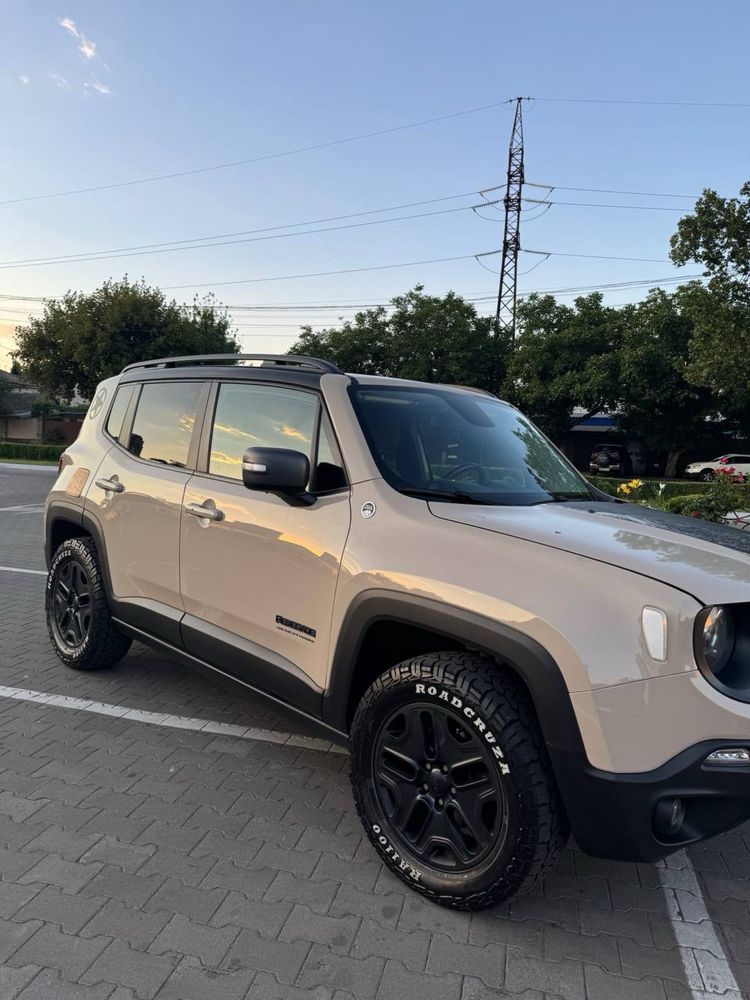 Jeep Renegade Desert Hawk 2.4L 4x4