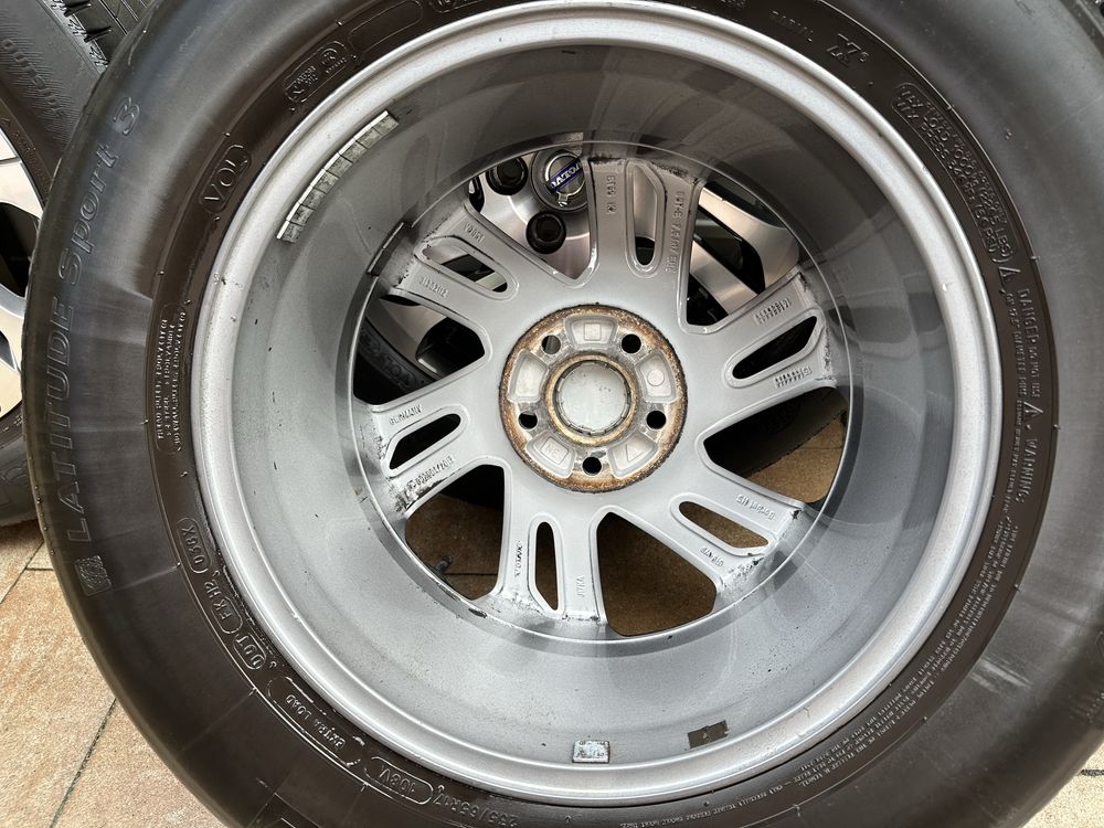 Koła Volvo xc60 235/65/ R17”