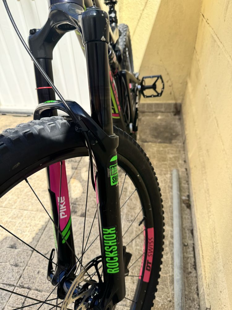 Santa cruz bronson c