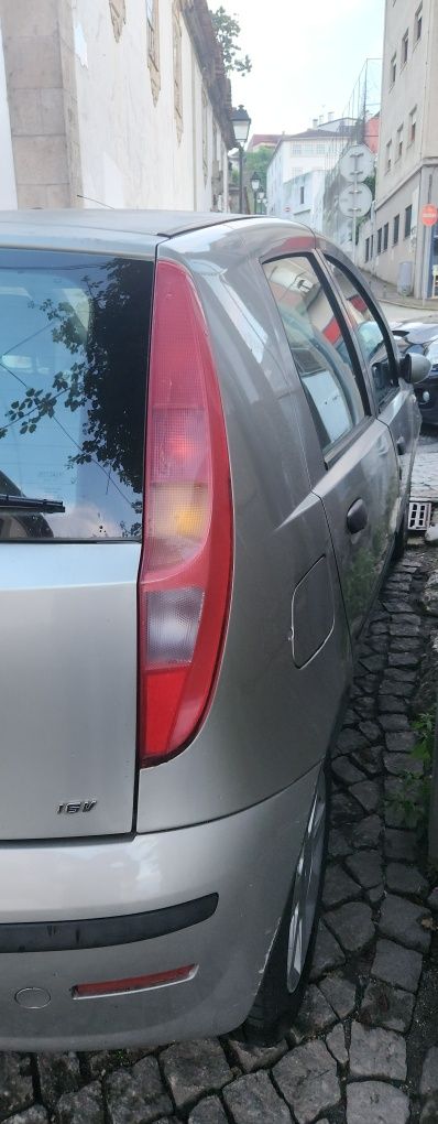 Fiat Punto 1.2 16V gasolina