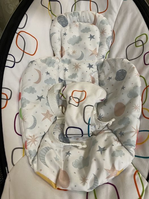 Заколисуючий центр 4moms mamaroo 4.0 качель крісло гойдалка + вкладиш