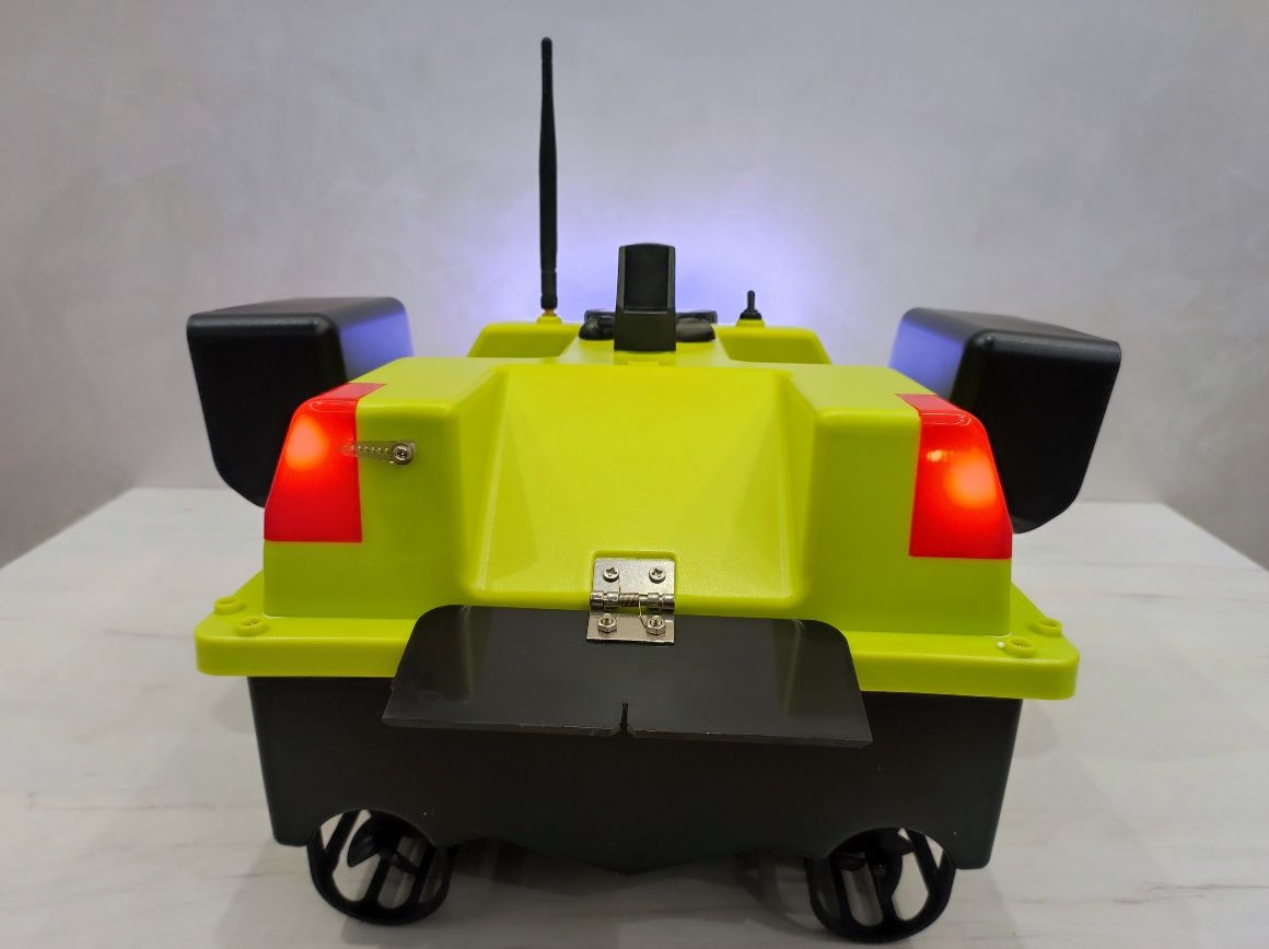 Кораблик карповий GPS-99т 600м D20 LED 12000ма/ч