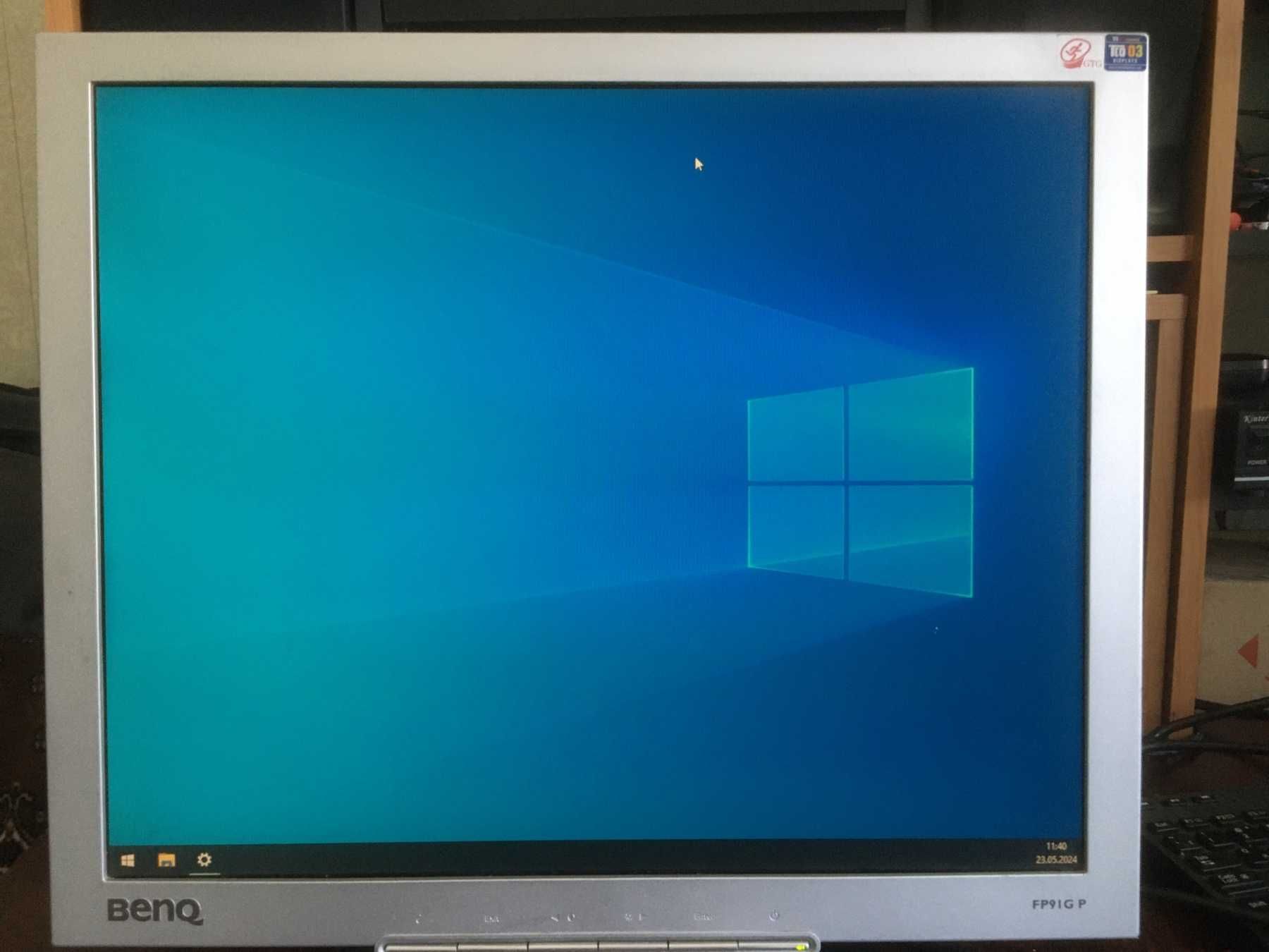 19" монитор Benq FP 91GP, MVA-матрица, работает