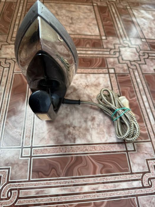 Продам утюг СССР