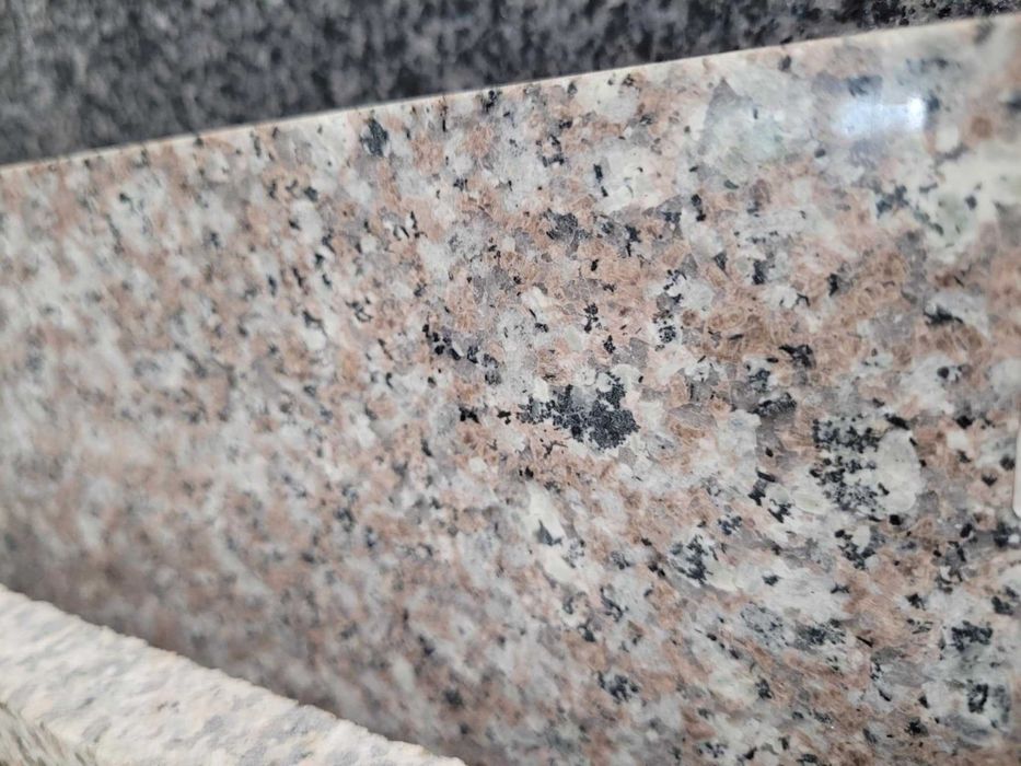 Płytki, Parapety i Stopnie Granit G664 Królewski Brąz Polerowany